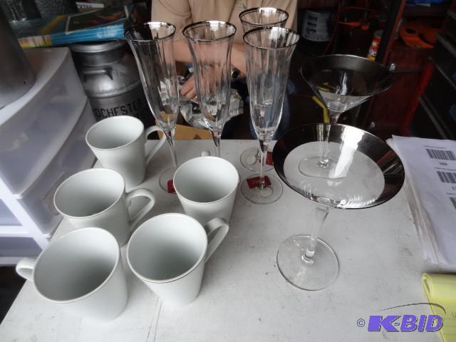 lot 170 image: Gorham champagne glasses. Qty 4. 2 ...