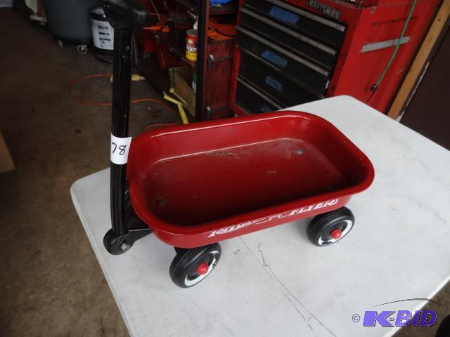 lot 178 image: Radio flyer mini wagon...