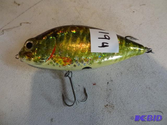 lot 194 image: Musky lure...