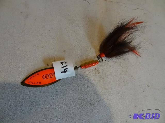 lot 214 image: Musky buck tail lure...