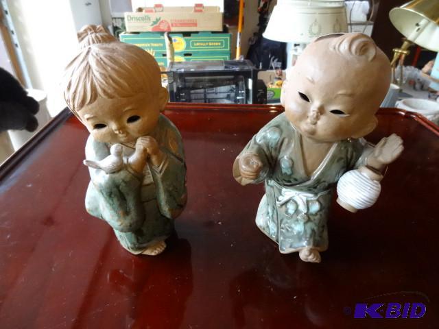 lot 264 image: 2 ceramic asian figurines...