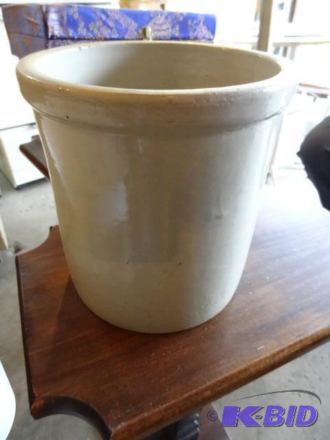 lot 317 image: Red wing crock. 7 12"...