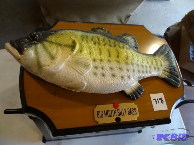 lot 318 image: Big mouth billy bass...