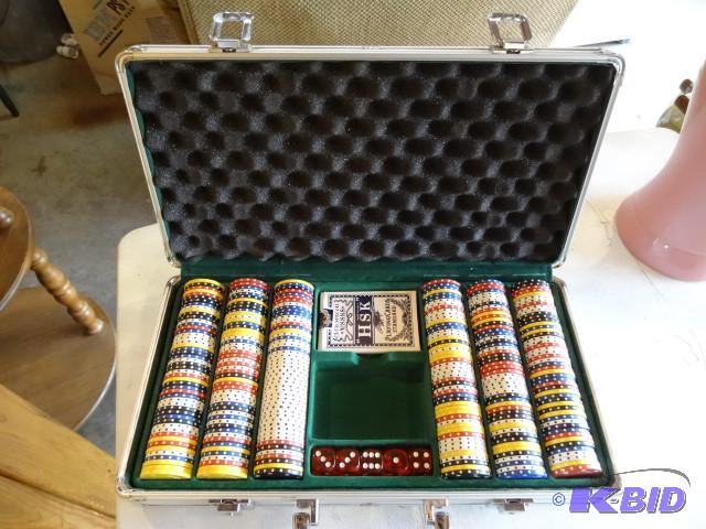 lot 335 image: Full set of poker chips...