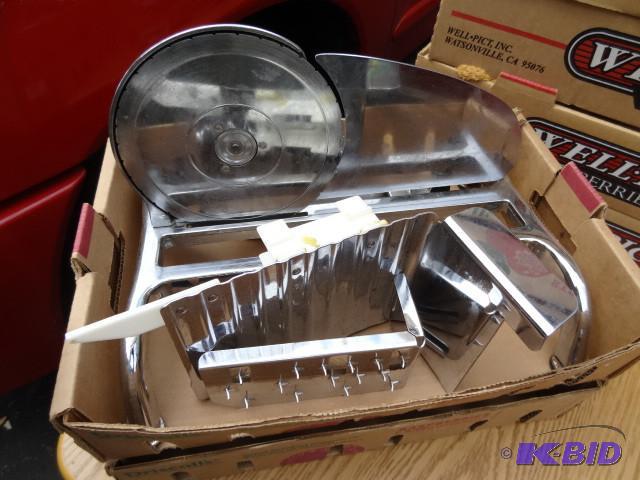 lot 355 image: Rival electric food slicer. Works...