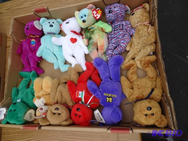 lot 360 image: 12 misc beanie babies...