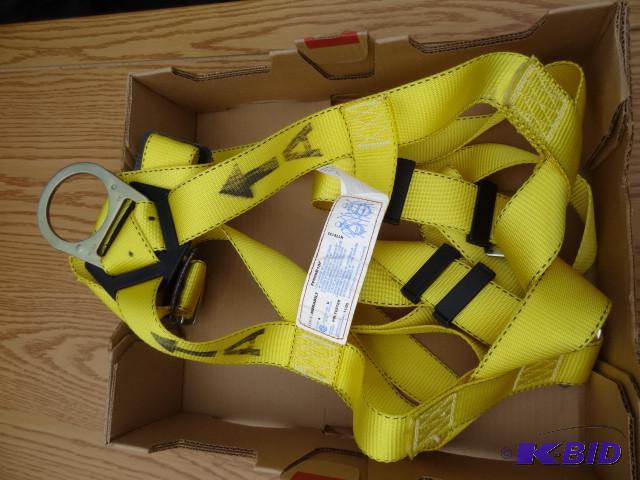 lot 371 image: Durabuilt safety harness...