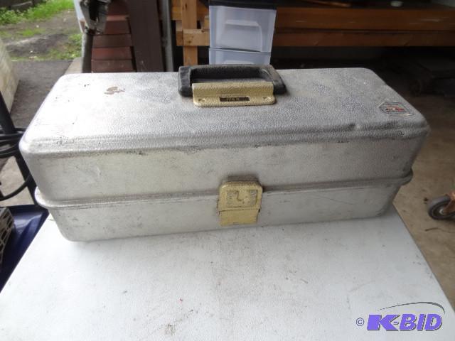 lot 95 image: Aluminum tackle box...