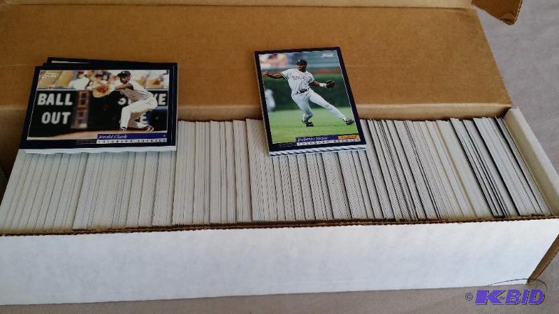1994 Score Baseball approx 700 card...