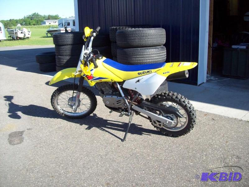 Suzuki Dirt Bike
