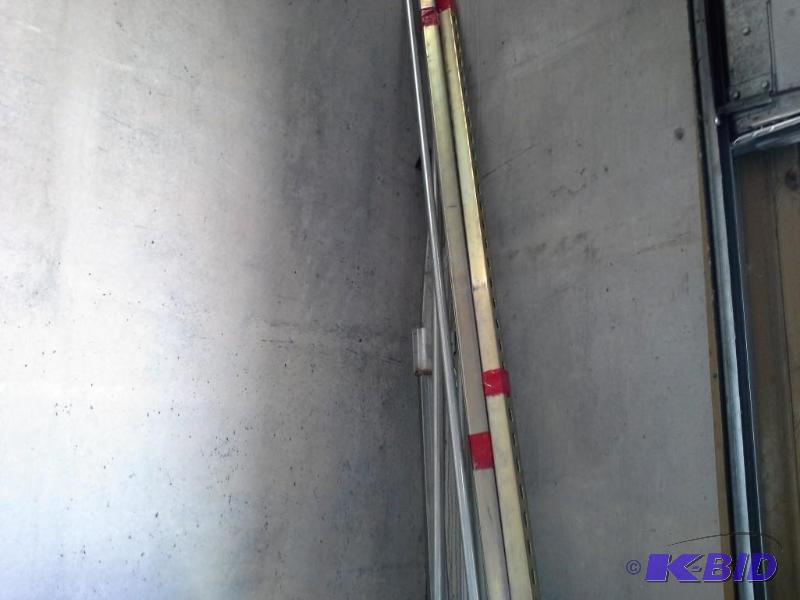 lot 117 image: Corner Lot Of Unistrut And Conduit