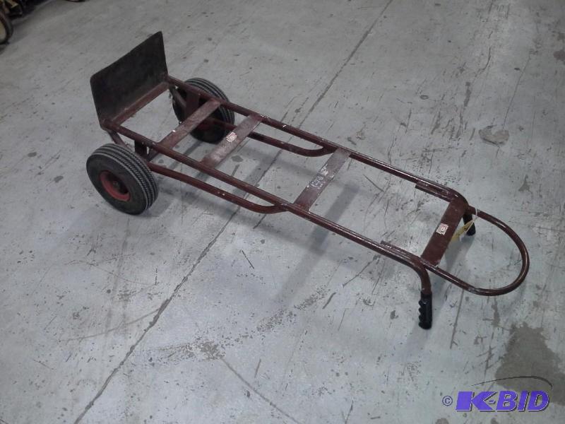 lot 133 image: 2 Wheel Dolly