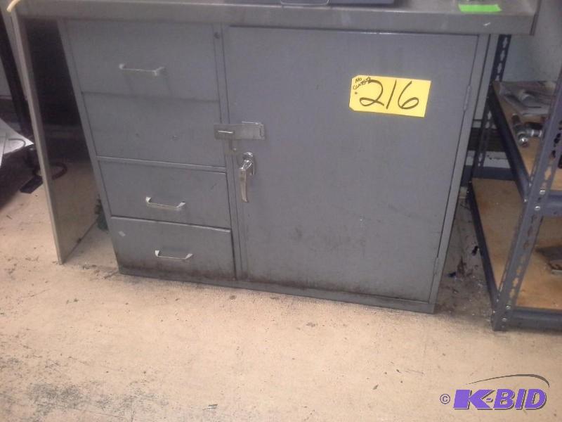 lot 216 image: 2 Storage Cabinets With Top,