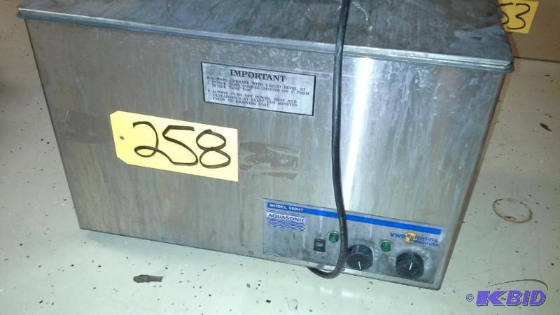 lot 258 image: Aquasonic Cleaner , Model 550Ht