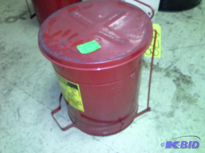 lot 278 image: Oily Waste Can