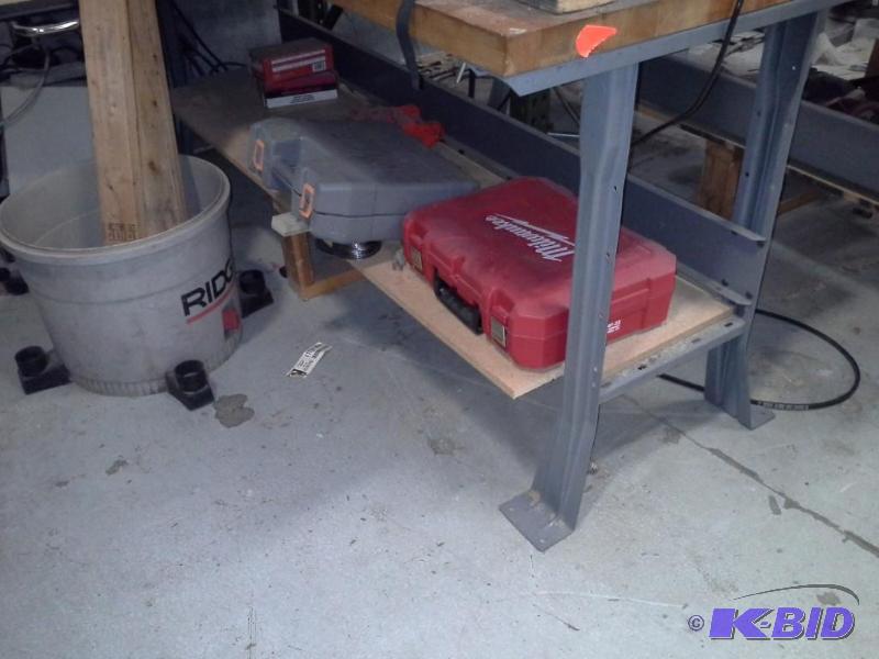 lot 32 image: Work Table