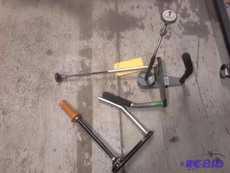 lot 45 image: Shrink Wrap Dispenser