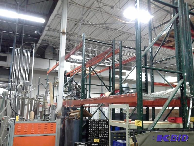 lot 64 image: Pallet Racking, Slot Style