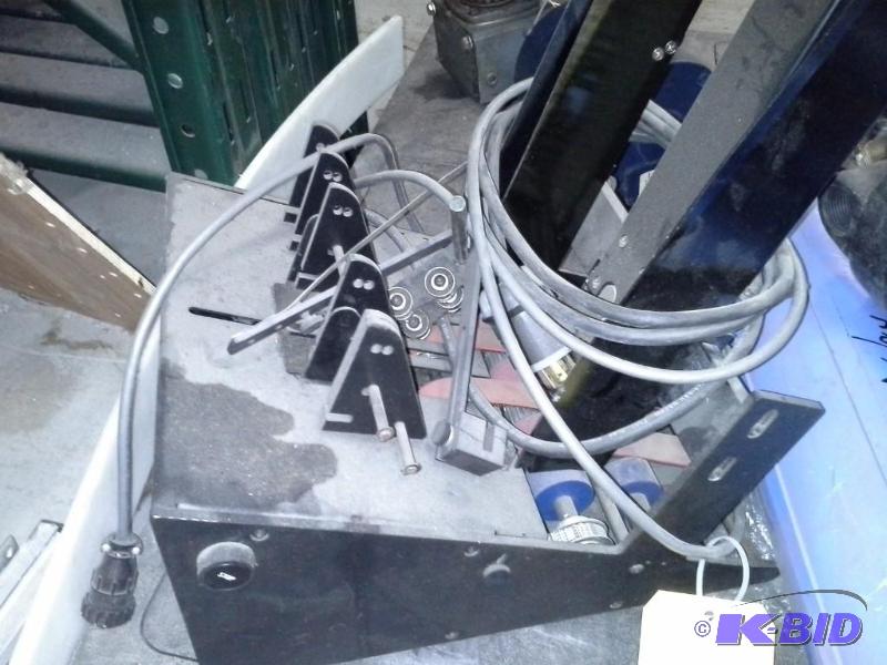 lot 95 image: Feeder