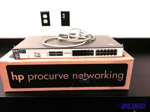 lot 4 image: Hewlett-Packard (HP), ProCurve, 24 Port Network Switch