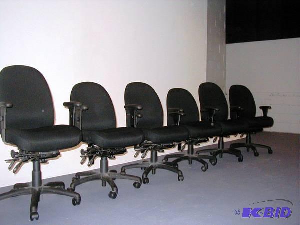lot 51 image: (6) Adjustable, Desk  Office Chairs