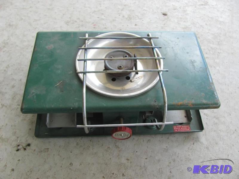Colman &nbspLP gas camping stove &...