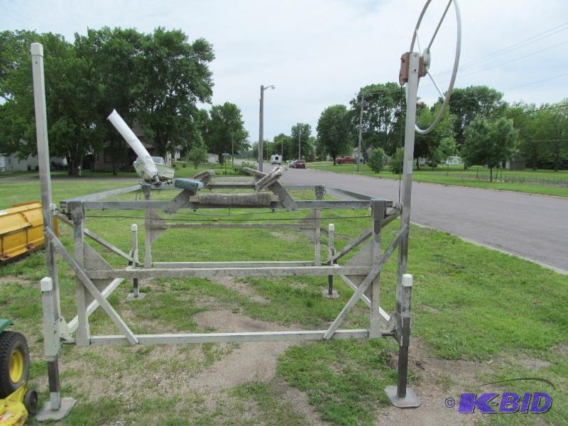 boat lift