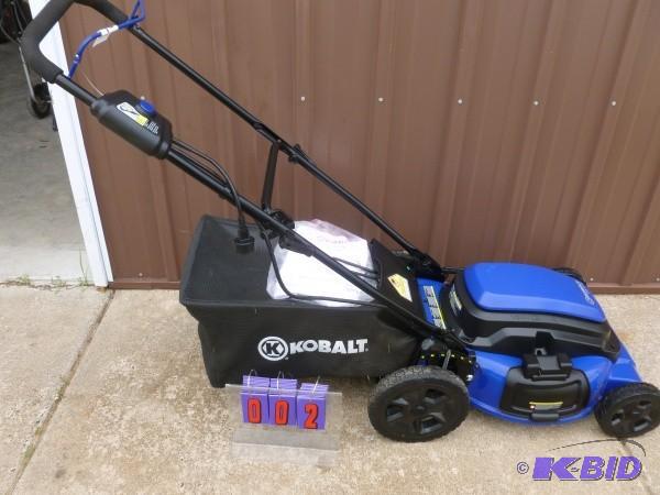 lot 2 image: Kobalt 110 volt 21" electric l...
