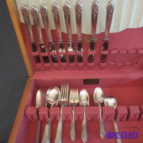 lot 18 image: King Edward Silverware