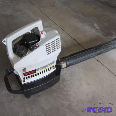 lot 96 image: Ryobi Leaf Blower
