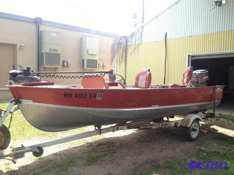 16 Lund Pike Fishing Boat  50hp Mariner Outboard
