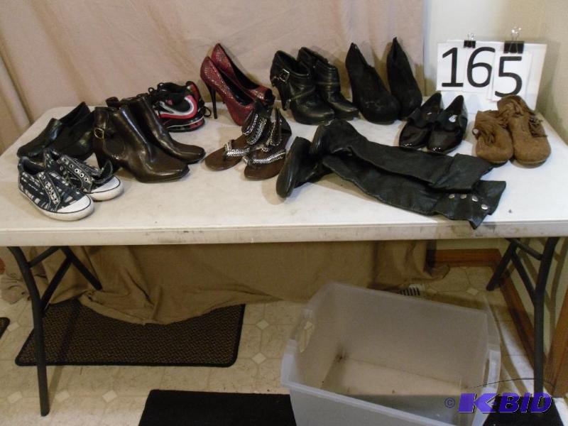 lot 165 image: Large Lot of Womens Shoes in Tote. ...