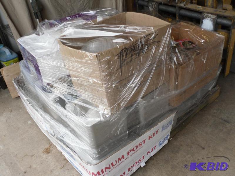 lot 31 image: Pallet Full of Returned Goods and S...