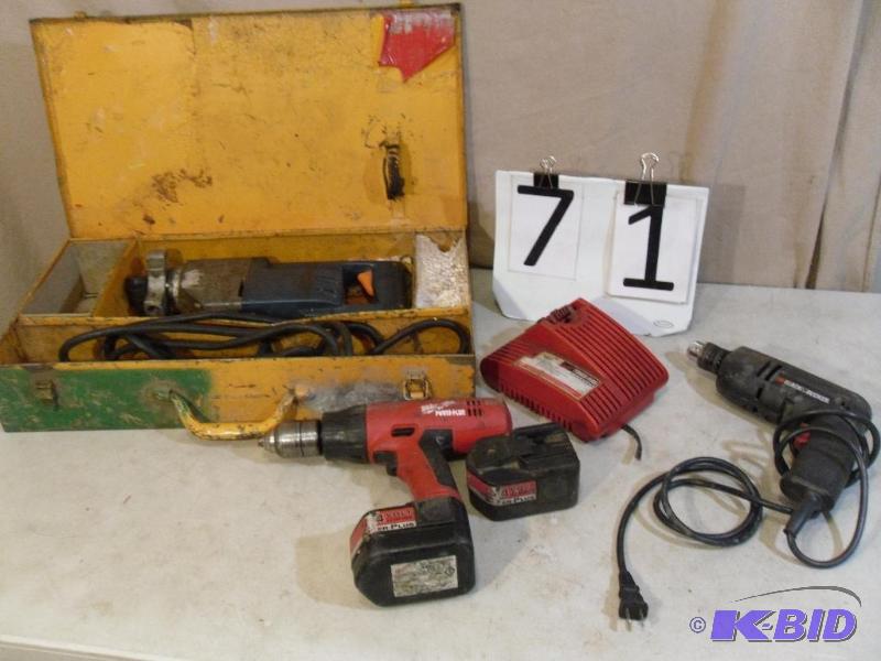 lot 71 image: AEG Roto Hammer Drill BH25 in Case ...