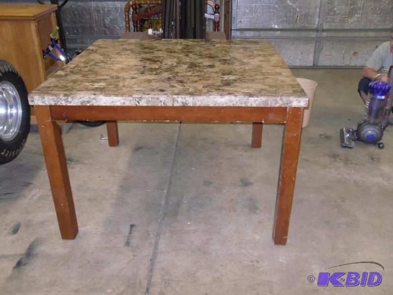 lot 9 image: LARGE Stone and Wood (granite) Kit...