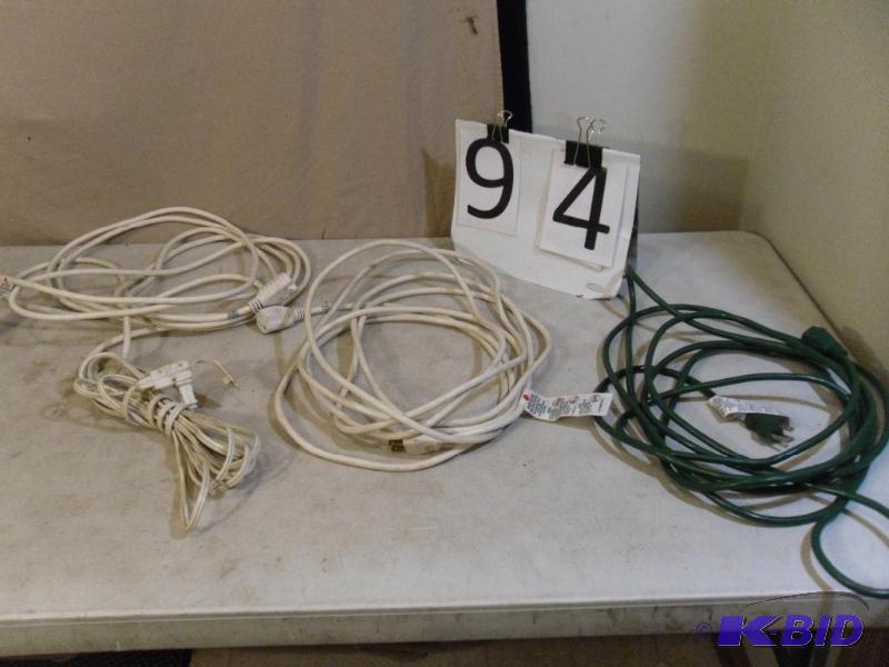 lot 94 image: Lot of 4 Assorted Extension Cords....