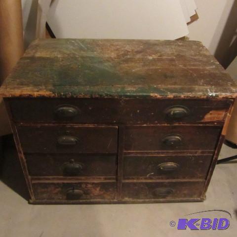 lot 103 image: Antique Chest