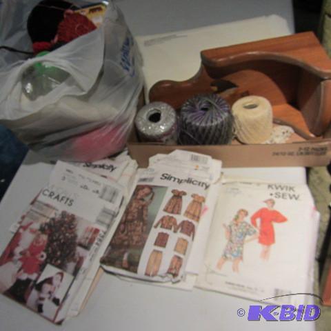 lot 113 image: Crafts