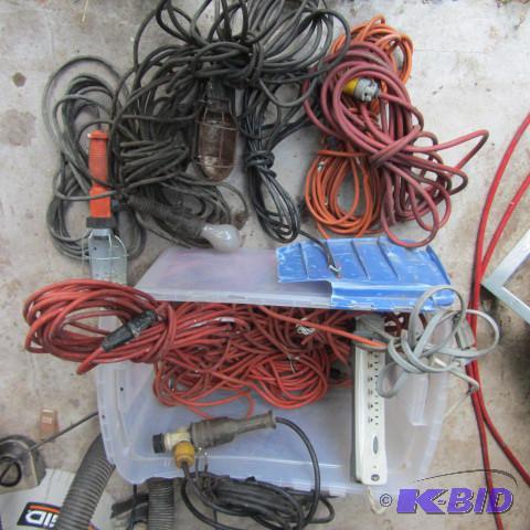 lot 172 image: Power Cords, Work Lights