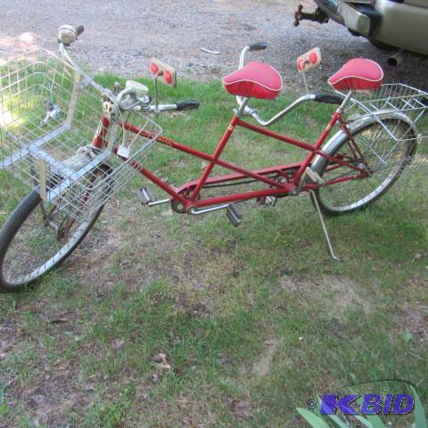 lot 176 image: Vintage 1950 Schwinn