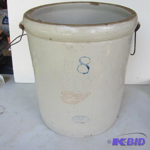 lot 179 image: Red Wing Crock