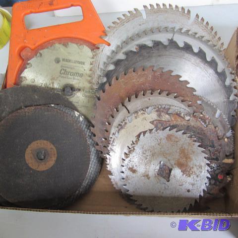 lot 21 image: Saw Blades