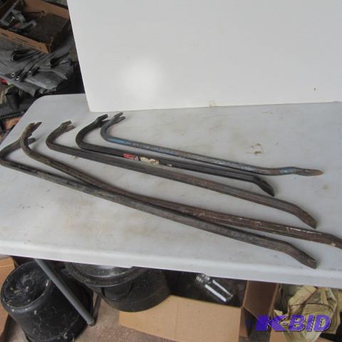 lot 237 image: Pry Bars