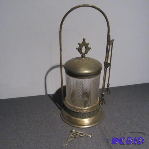 lot 28 image: Pickle Caster