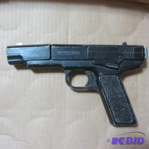 lot 287 image: BB Pistol