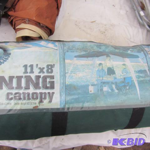 lot 323 image: Canopy