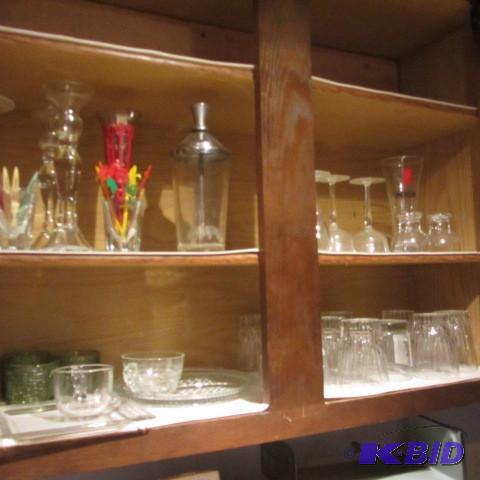 lot 43 image: Bar Glasses