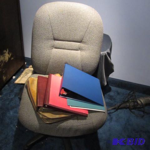 lot 49 image: Office Chair