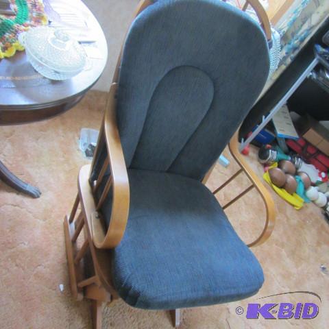 lot 56 image: Platform Rocker