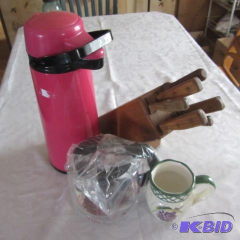 lot 70 image: Kitchenwares